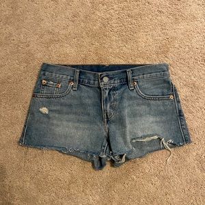 Levi shorts